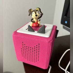Tonies box with playful 🐶 tonie